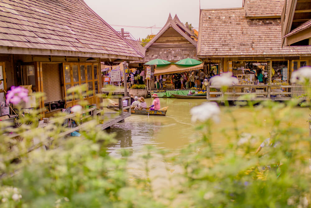 ที่เที่ยวจอมเทียน ตลาดน้ำ 4 ภาค