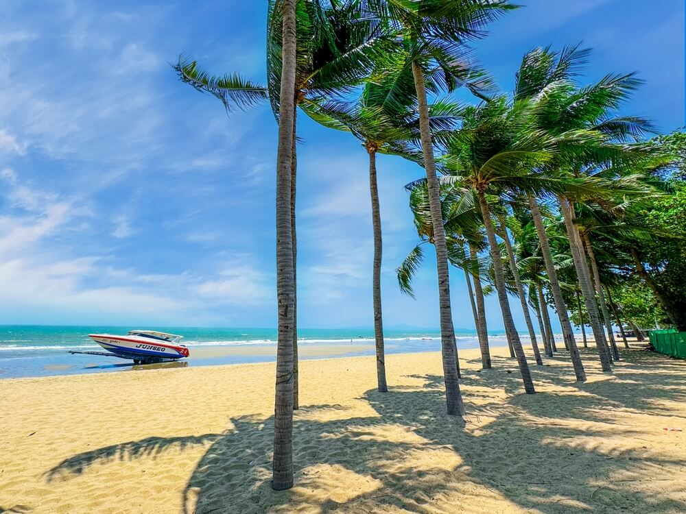 Work from Anywhere ที่พักจอมเทียน